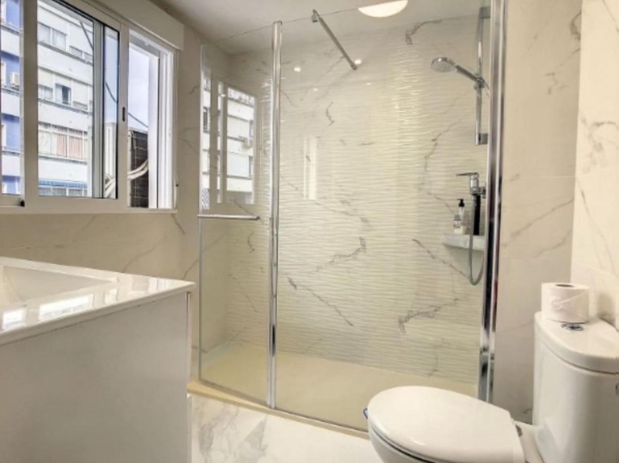 Urban&Vacay! Suite - Torremolinos City Centre Luaran gambar