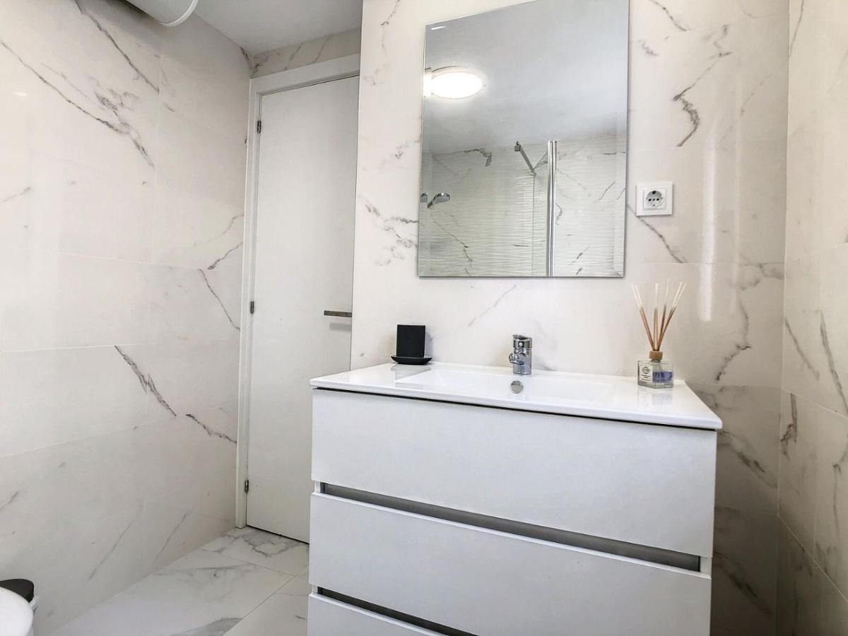 Urban&Vacay! Suite - Torremolinos City Centre Luaran gambar
