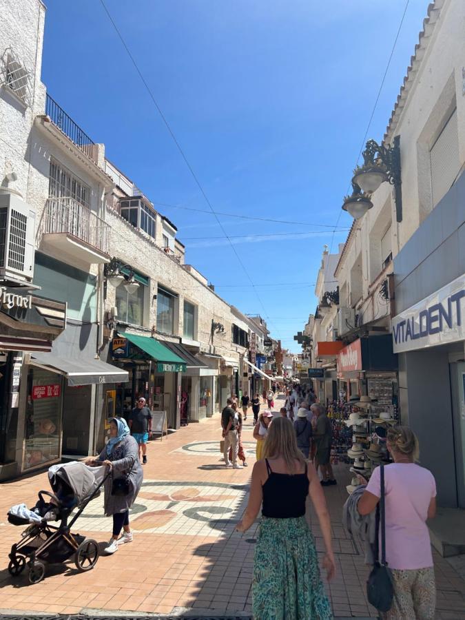 Urban&Vacay! Suite - Torremolinos City Centre Luaran gambar